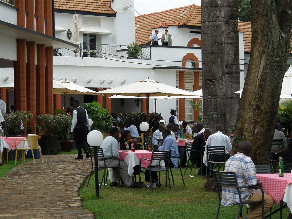 Lake Victoria Hotel เอนเทบเบ้ ภายนอก รูปภาพ