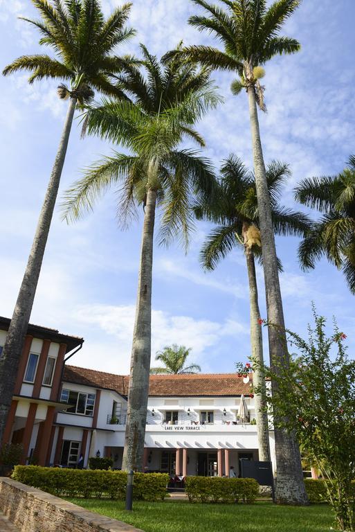 Lake Victoria Hotel เอนเทบเบ้ ภายนอก รูปภาพ